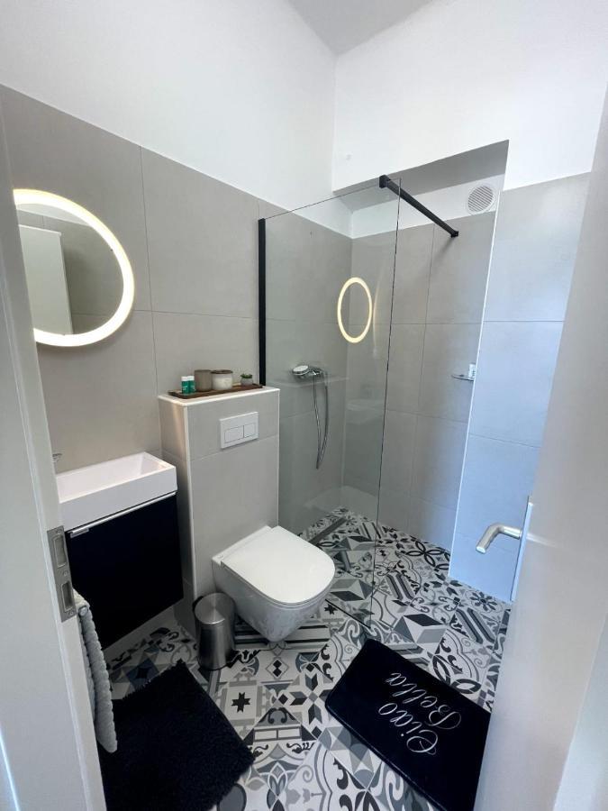 Luxury Apartment Lukas Orebić Exteriör bild